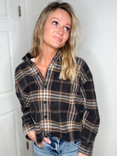 Load image into Gallery viewer, Boxy Plaid Button Up

