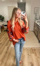Load image into Gallery viewer, Crossroads Button Up
