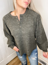 Load image into Gallery viewer, Ribbed Henley Top
