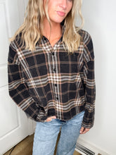 Load image into Gallery viewer, Boxy Plaid Button Up
