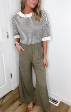 Load image into Gallery viewer, Elastic Waist Kierra Pants
