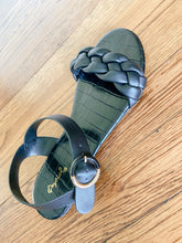 Load image into Gallery viewer, Braided Sandal
