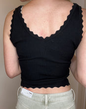 Load image into Gallery viewer, Scalloped Black Tank
